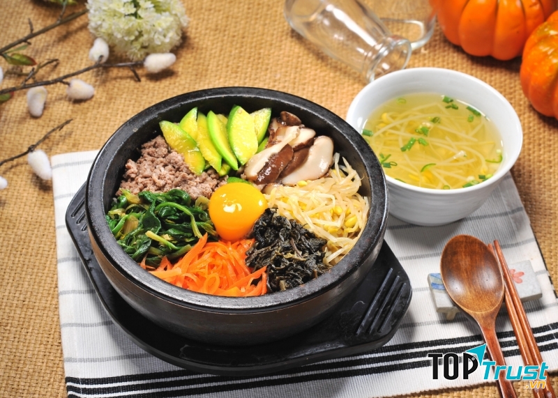 Cơm trộn Hàn Quốc tại Kim chi Quán