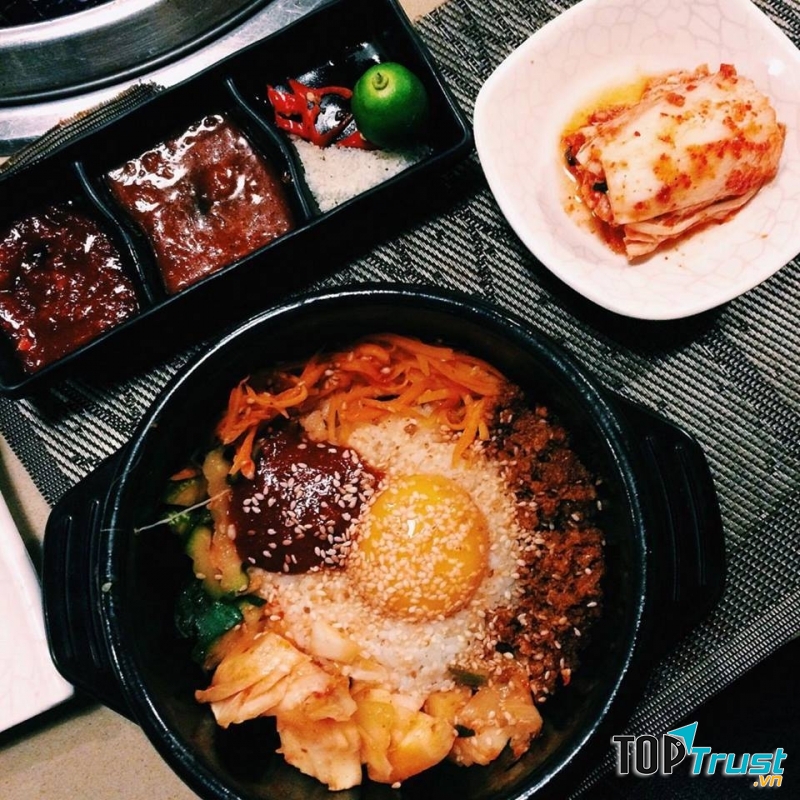 Cơm trộn của Season BBQ