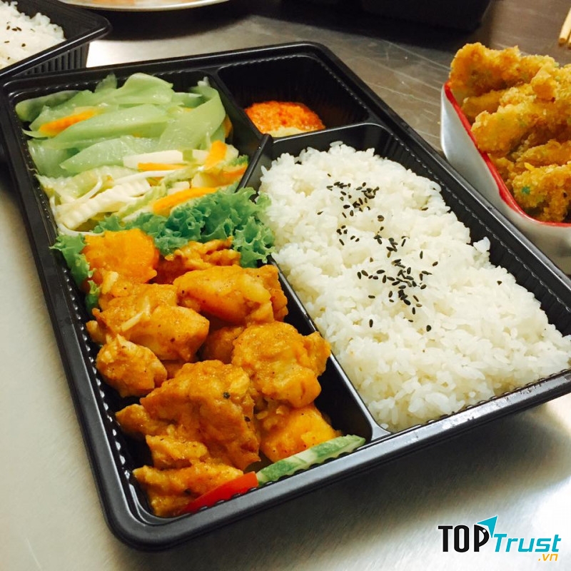Cơm trưa văn phòng ngon đẳng cấp