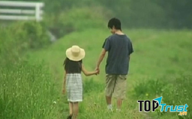 Còn anh, còn em, tình thương còn ở lại