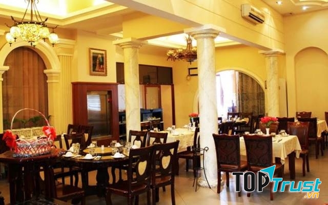 Không gian sang trọng, lỗng lẫy