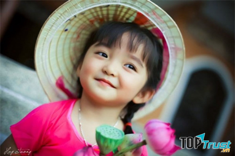 Con gái tên Thủy thường xinh đẹp, ham học hỏi,hiểu biết sâu rộng