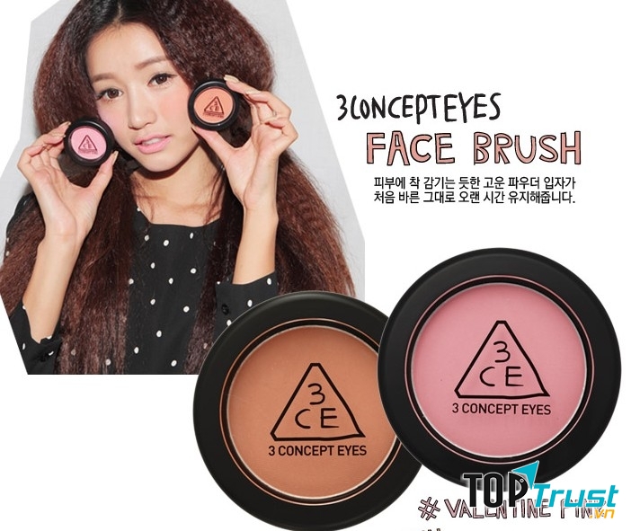 Phấn má của Concept Eyes.