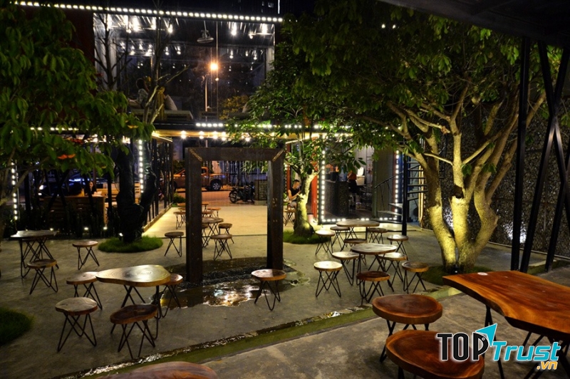 Công Coffee & Drink