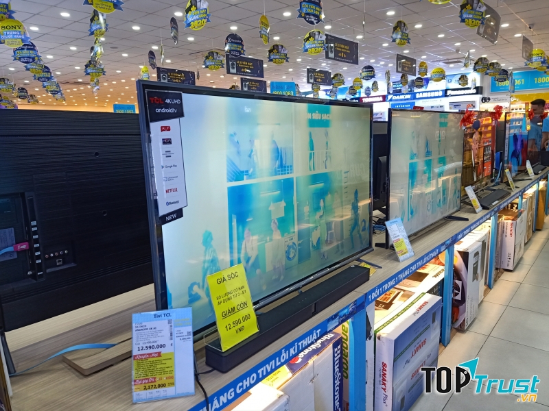 Với từng nhà sản xuất, việc ứng dụng công nghệ màn hình cũng có các khác biệt.