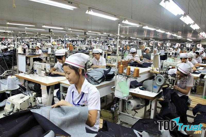 Công nhân may phải đối mặt với mối nguy hại đến sức khỏe.