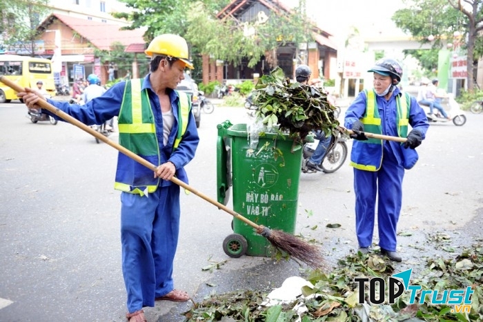 Công nhân vệ sinh môi trường