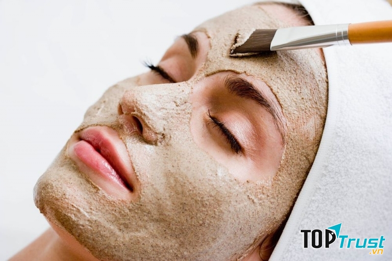 Tẩy da chết bằng cám gạo, sữa tươi