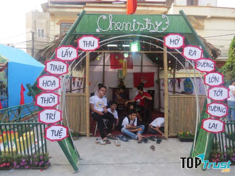 Cổng trại hình tròn