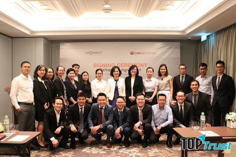 VNDIRECT - công ty lớn nhất sàn chứng khoán Việt Nam