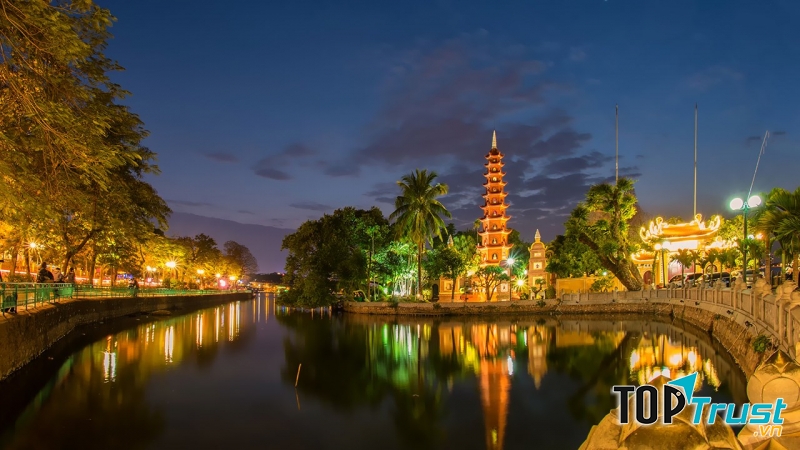 Công ty Cổ phần Dịch vụ du lịch & thương mại TST