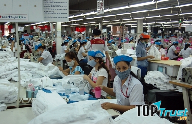 Công ty cổ phần may Đồng Tiến