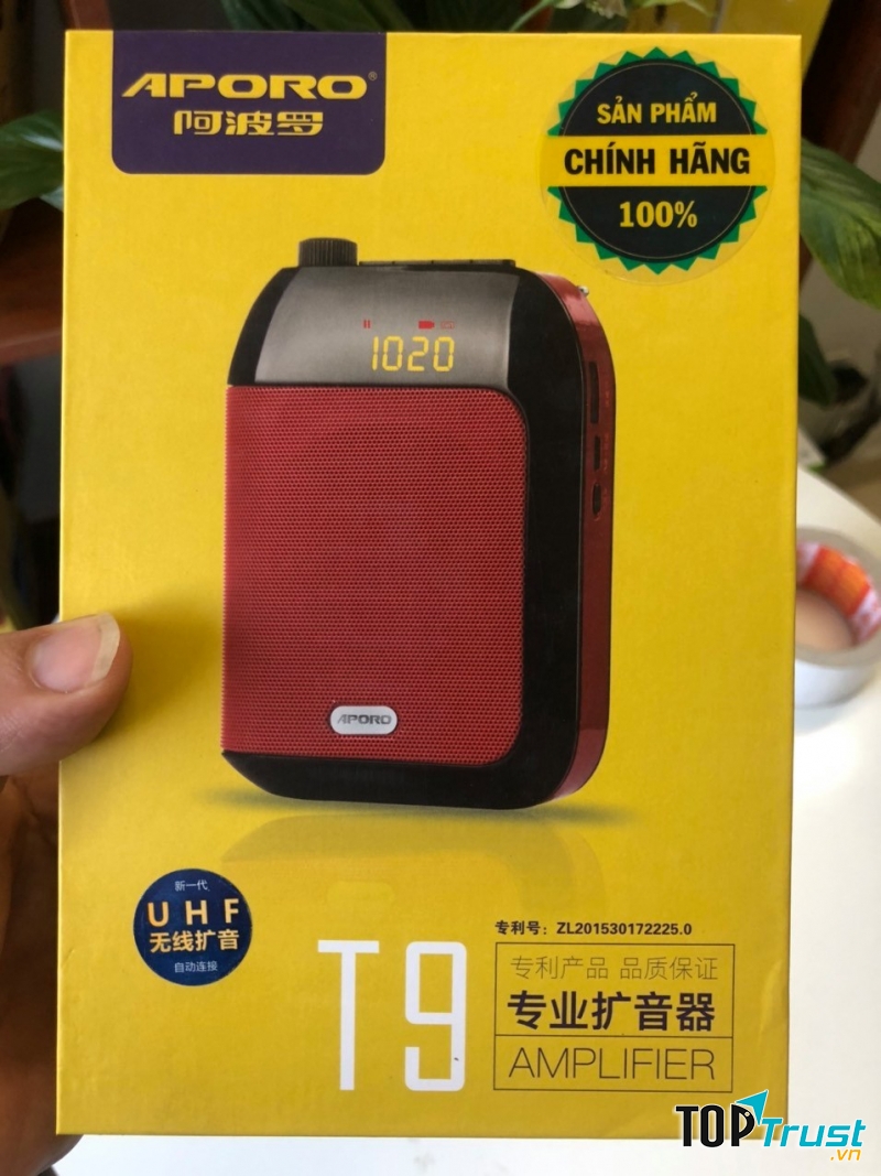 Công ty cổ phần thương mại và dịch vụ Vinafat