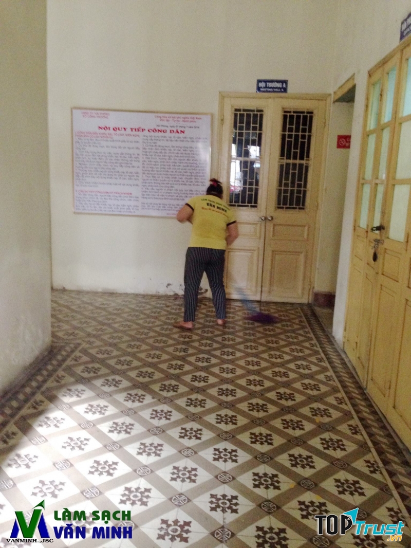 Công ty cổ phần thương mại và làm sạch công nghiệp Văn Minh