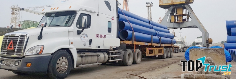 HPTRACO luôn đảm bảo cả về giá lẫn thời gian và sự an toàn bởi hệ thống giám sát định vị toàn cầu được lắp đặt trên từng xe