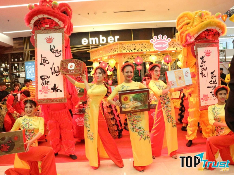 VIETLINK đơn vị tổ chức trung thu chuyên nghiệp với hơn 10 năm trong nghề, luôn mang đến ý tưởng mới lạ sáng tạo nhất trong ngày tết trung thu