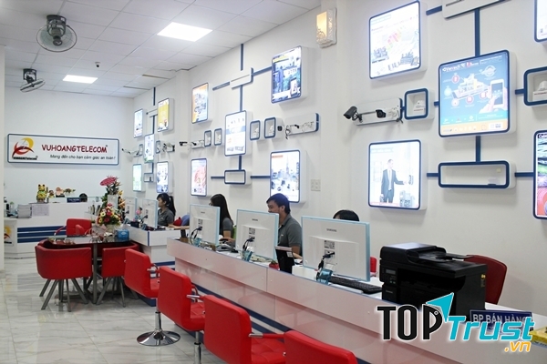 Công ty cổ phần Vũ Hoàng Telecom