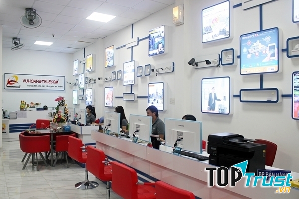 Vũ Hoàng Telecom