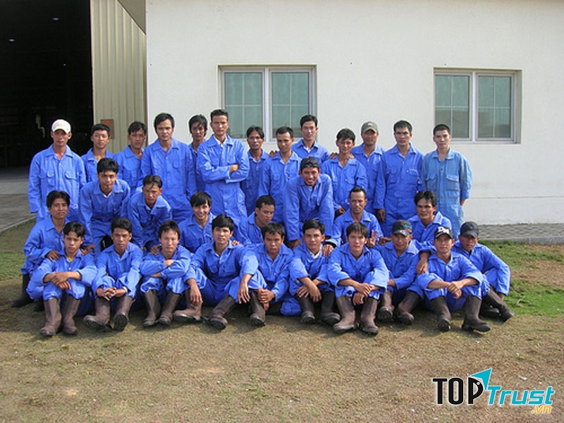 Hàng năm Công ty cổ phần XKLD Việt Hà Hà Tĩnh (VIHATICO) đưa hàng ngàn lao động đi làm việc tại nước ngoài