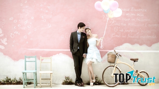 Amazon cung cấp dịch vụ thuê cô dâu, chú rể chuyên nghiệp