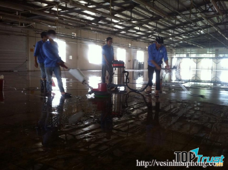 Công ty CPTM và làm sạch công nghiệp Văn Minh