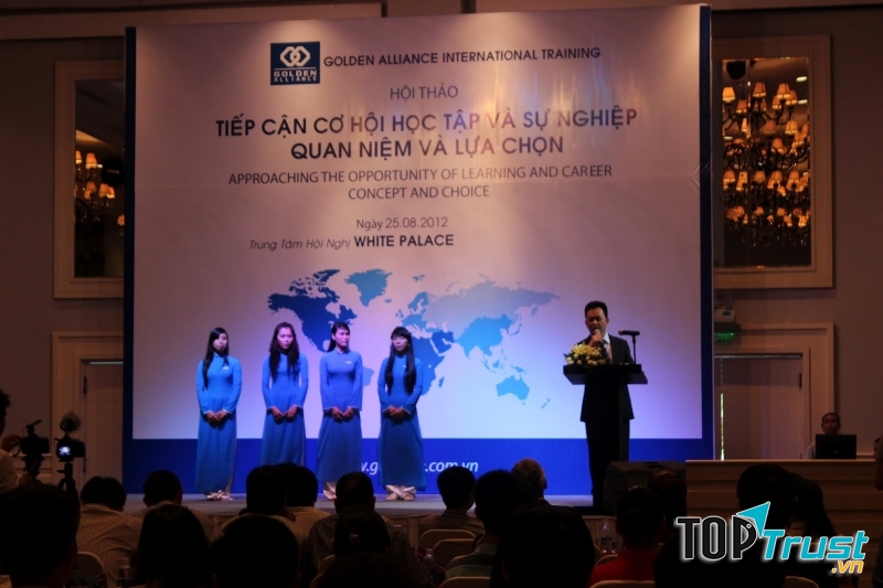 Công Ty Dịch Thuật Chuyên Nghiệp Quốc Tế INTERPROTRANS được lời mời tham gia Hội thảo của Tập đoàn Quốc Tế Golden Alliance