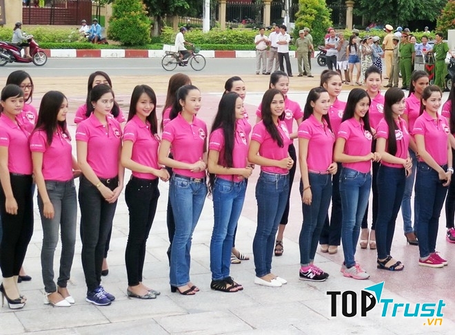 Công ty đồng phục Blue