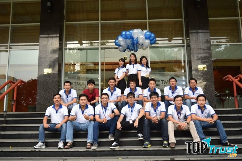 Công ty đồng phục Trần Couture