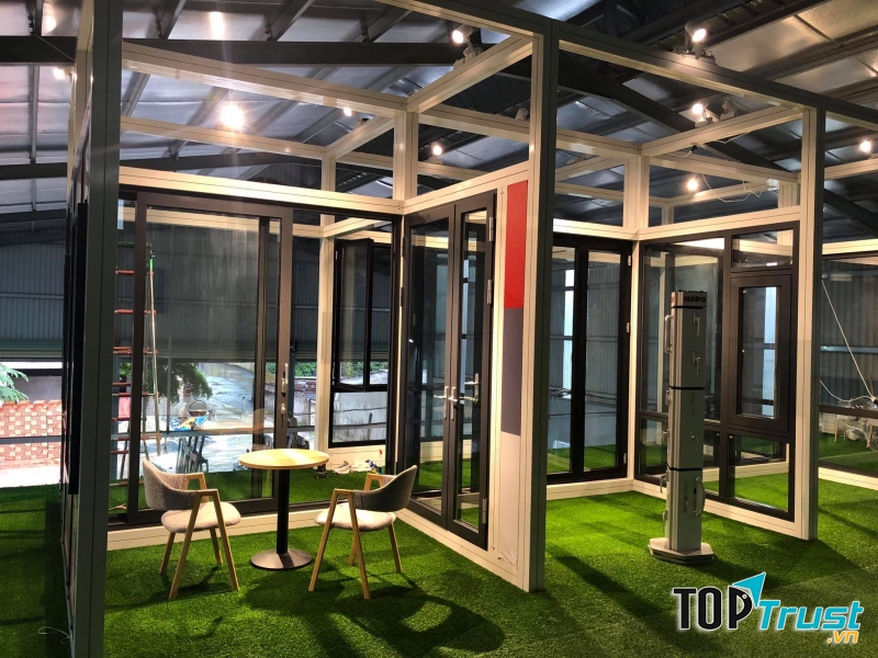 Công ty Đông Phương