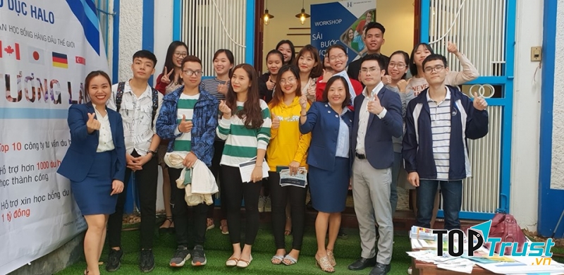 Công ty Du học & Đào tạo Ngoại ngữ HALO Education