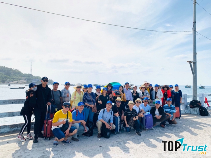 Công ty DU LỊCH HT TRAVEL