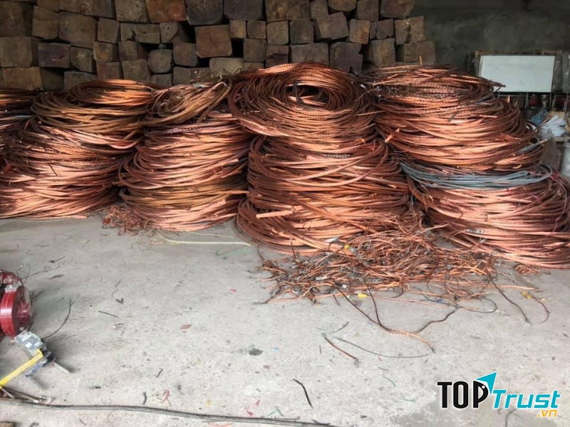 Công ty phế liệu Xuân Linh