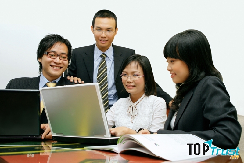 Trang tuyển dụng của website: www.livecantho.com trực thuộc công ty Sắc Việt đã và đang cung cấp hàng ngàn công việc cho người lao động