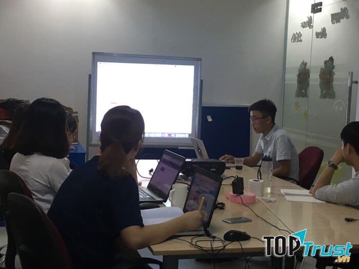 Công ty SEO Leadgle