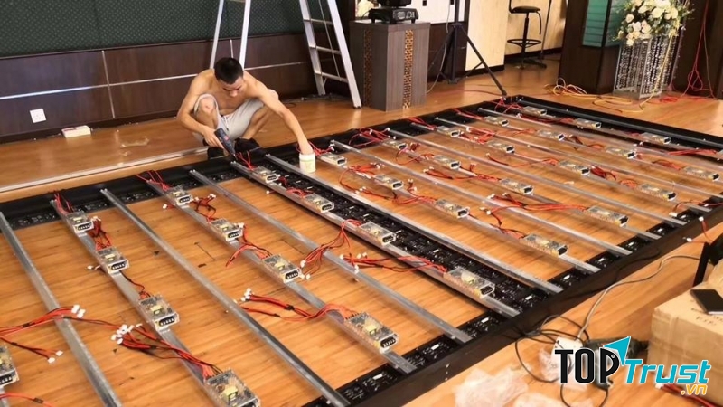 Công ty TNHH Công Nghệ & TM Vĩnh Anh (LED68.vn)