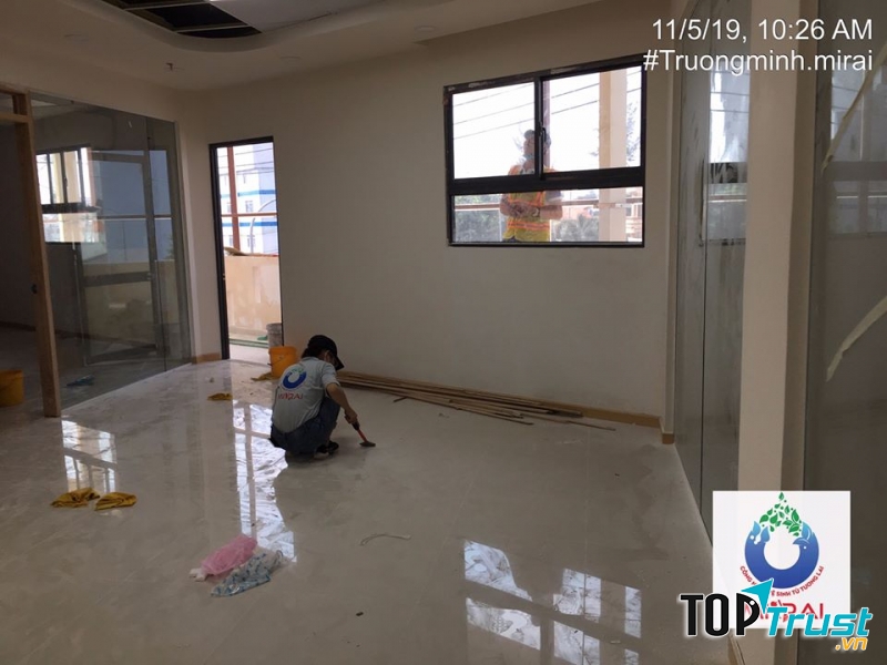 Công ty TNHH Đầu tư & Dịch vụ Mirai