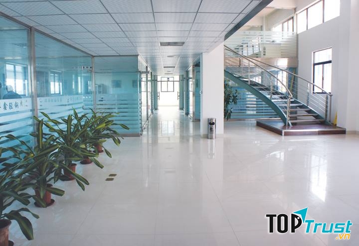 Công Ty TNHH Dịch Vụ & Thương Mại Nhà Việt