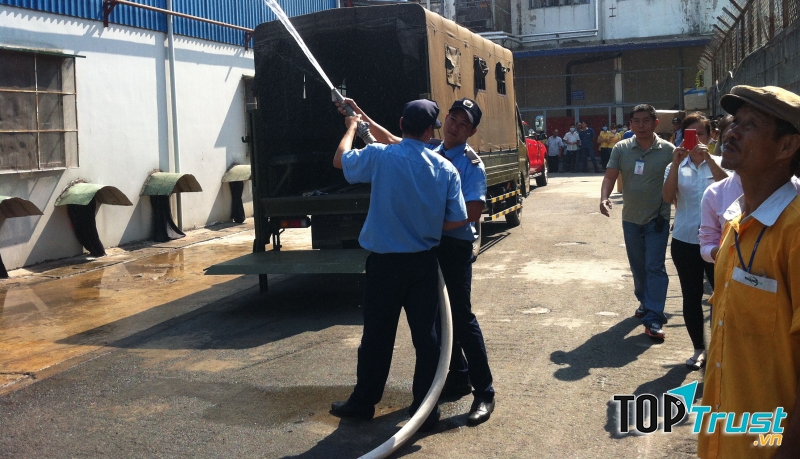 Các vệ sỹ tập huấn.