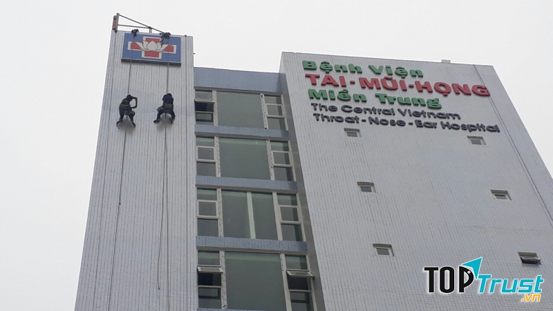 Vệ sinh công nghiệp bệnh viện tai mũi họng