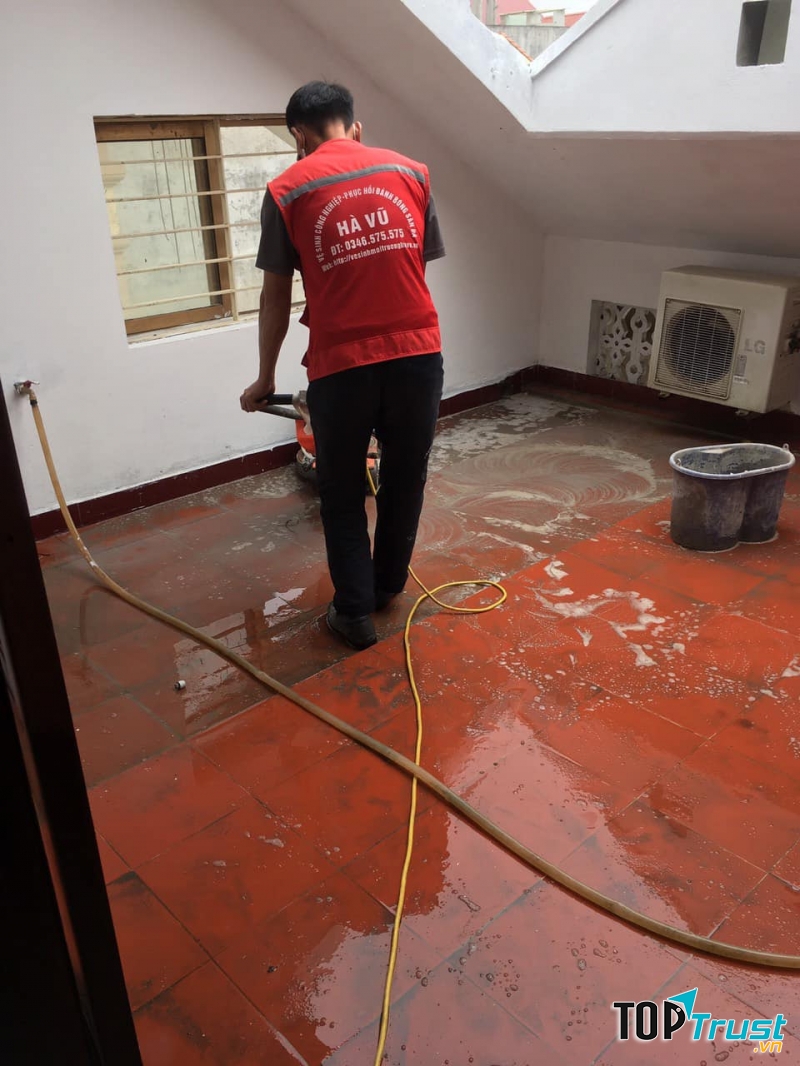 Công ty TNHH dịch vụ vệ sinh công nghiệp Hà Vũ