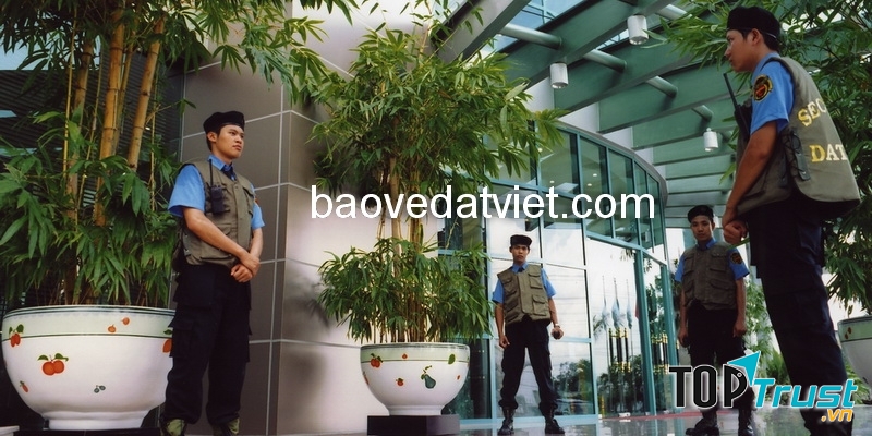 Công ty bảo vệ Đất Việt tự hào là một trong những đơn vị có đủ năng lực về tài chính, sẵn sàng cung cấp các dịch vụ về bảo vệ trên khắp các tỉnh thành và lãnh thổ Việt Nam.