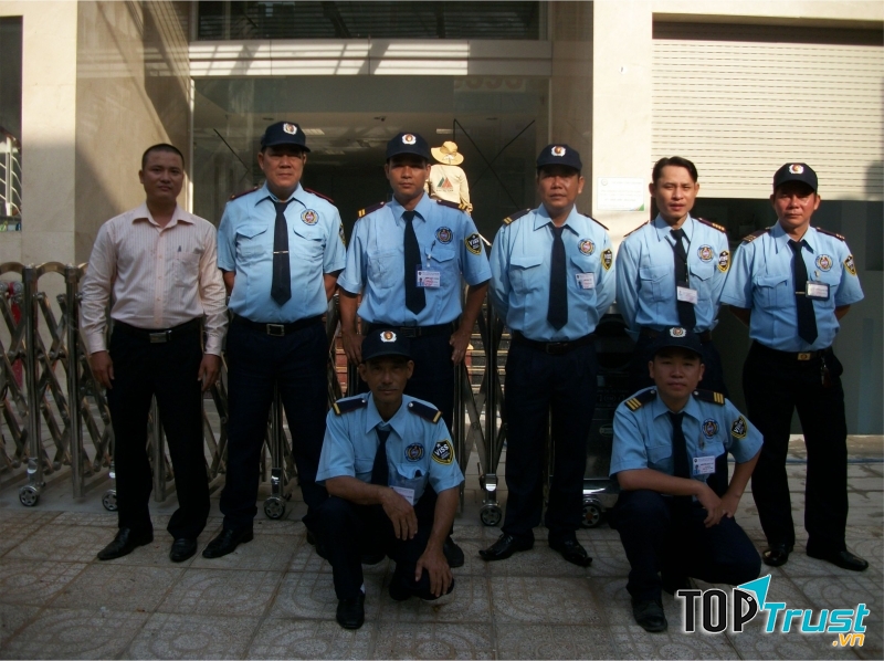 Được bề dày thành lập hơn 12 năm, Toàn Việt là nơi mà các doanh nghiệp hoàn toàn có thể an tâm tin tưởng và gửi gắm sự an toàn của mình.