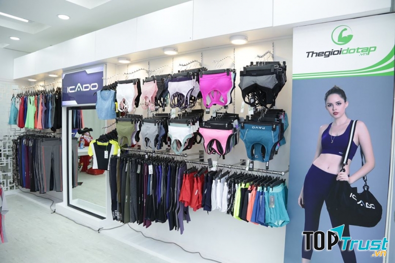 Bộ quần áo tập gym nữ