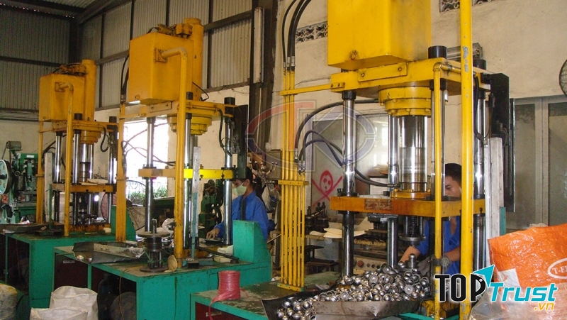 Dây chuyền sản xuất hiện đại, tiên tiến