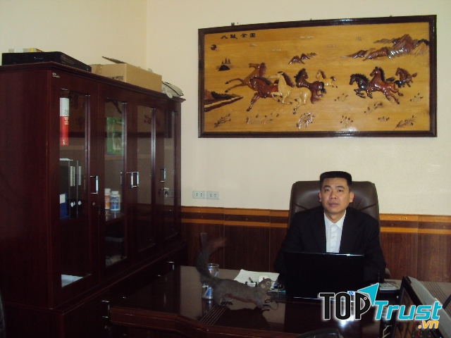 Giám đốc Công Ty TNHH Mạnh Tùng