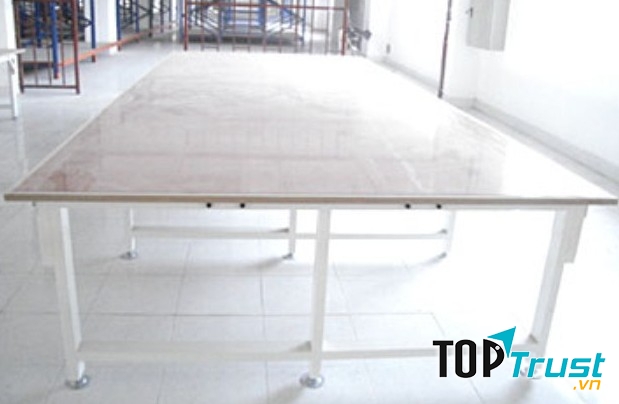 Bàn Ghế Ngành May