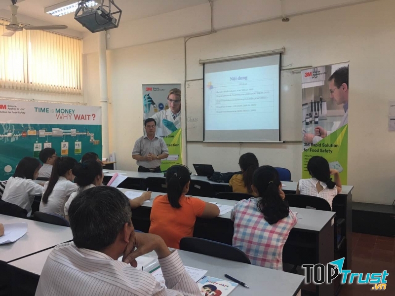 Trung Hải còn hỗ trợ đào tạo kĩ thuật cho các xí nghiệp, công ty