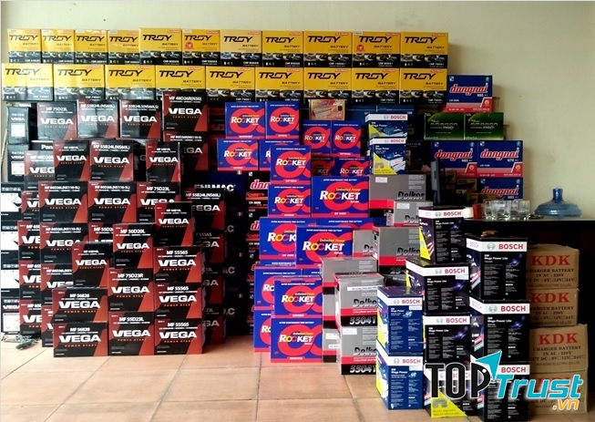 Công ty TNHH thương mại ắc quy Hồng Phát