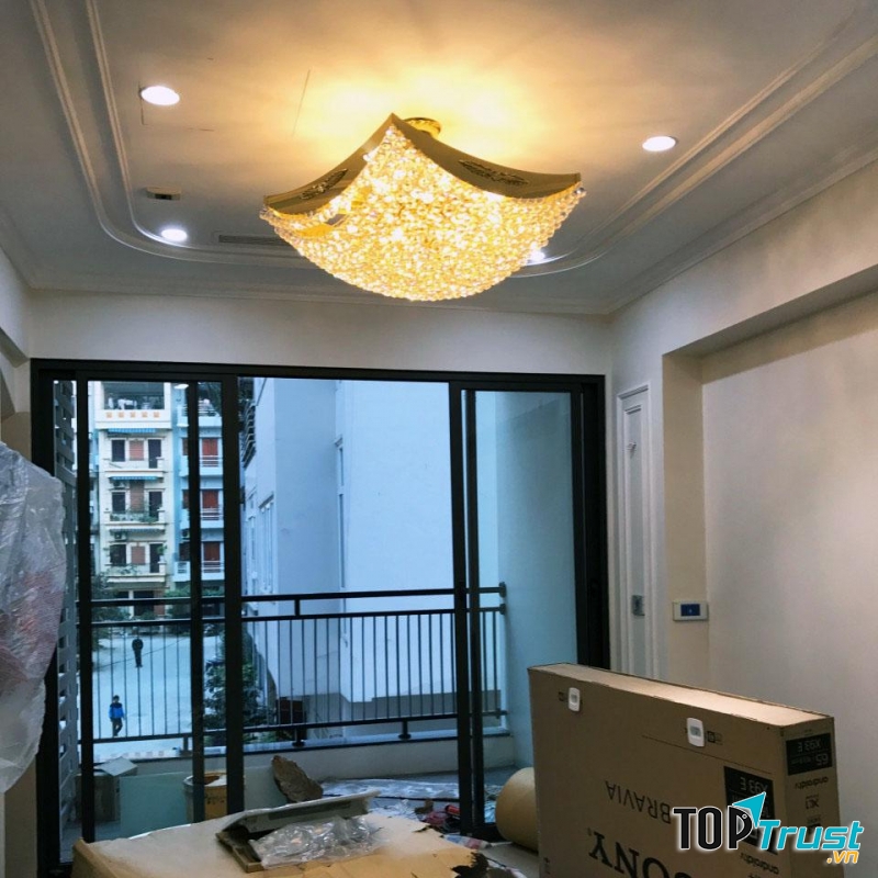 Công ty TNHH Thương mại đèn Pha Lê (ArtGlass VIETNAM)