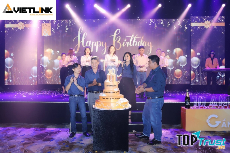 Công ty TNHH Thương mại dịch vụ Kết nối Việt (Vietlinks)